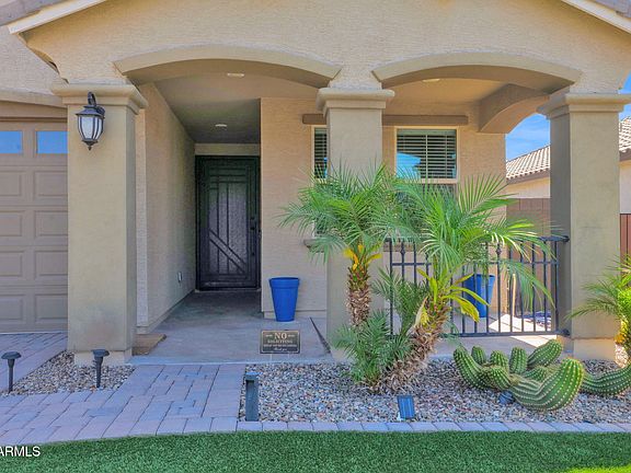 3rd image of 1123 N 152ND Avenue