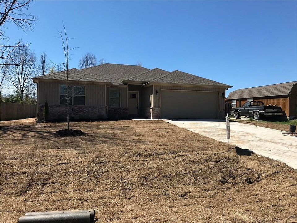 1st image of 13 Doon Cir