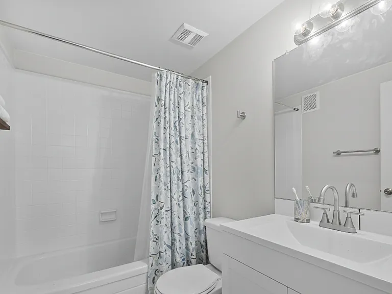 10152 158th St NW — Photo 4