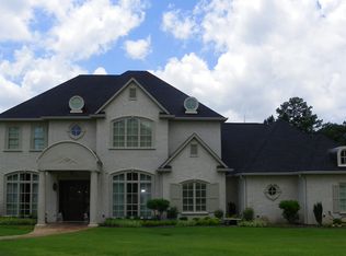 4016 Water View Dr, Longview, TX 75605