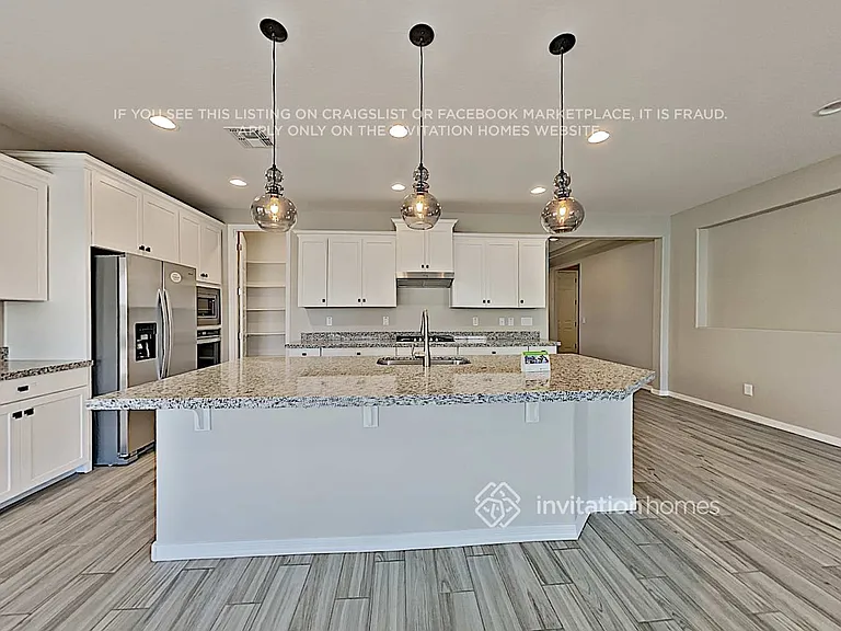 18759 W San Juan Ave — Photo 7