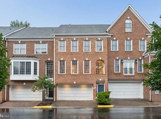 1313 McLean Crest Ct, Mc Lean, VA 22101