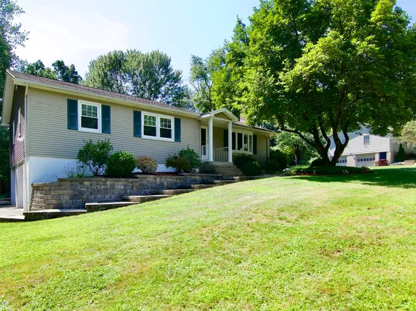 116 Warwick Dr, Ludlow, MA 01056
