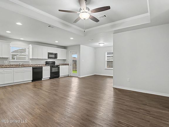 5th image of 13310 Willow Oak Cir