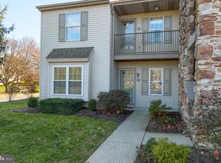 231 Greenview Dr, Lancaster, PA 17601