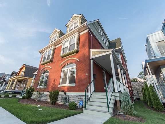 2nd image of 916 Grand Ave #A