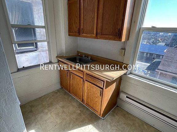 3rd image of 313-325 S Main St Unit 321-8
