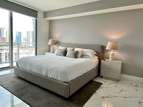 5th image of 300 Sunny Isles Blvd #1503