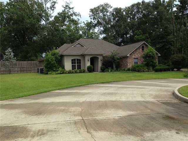 1st image of 44437 Forbes Farm Dr