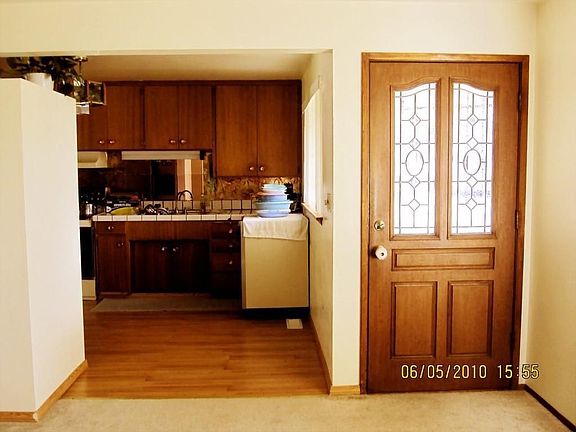 2nd image of 21420 33rd Ave S