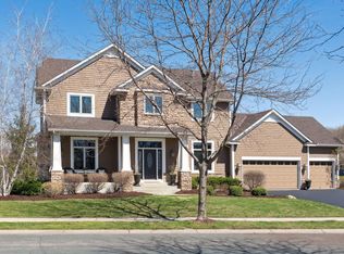 1460 Sophia Dr, Chaska, MN 55318