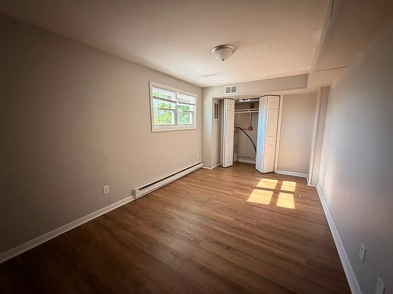 451 Main St #4A — Photo 4