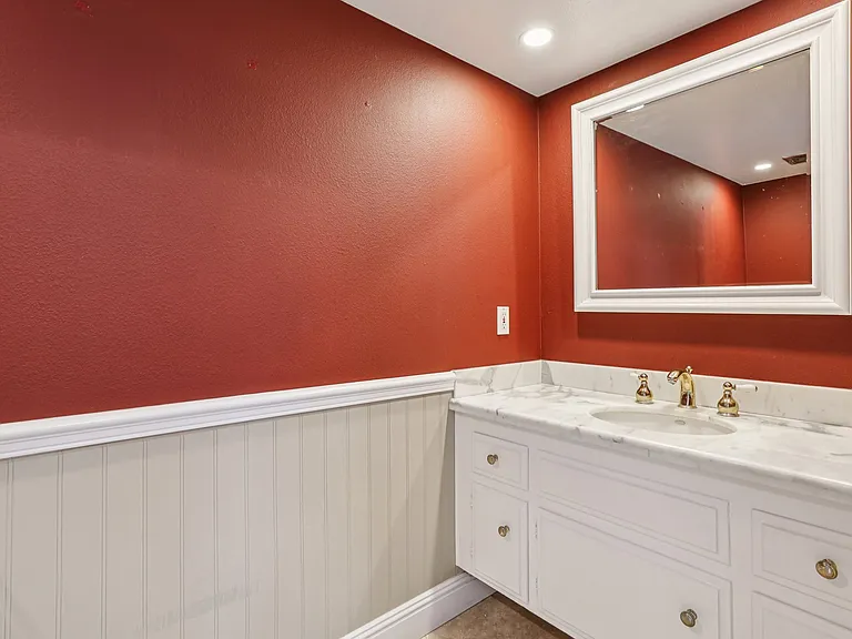 4182 Silliman Dr — Photo 17
