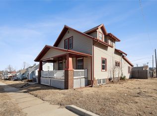 2021 Hamilton St SW, Cedar Rapids, IA 52404