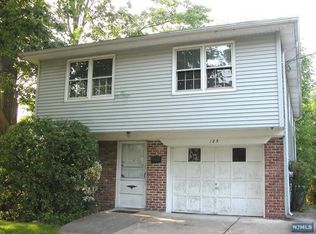 125 Bergen Ave, Bergenfield, NJ 07621