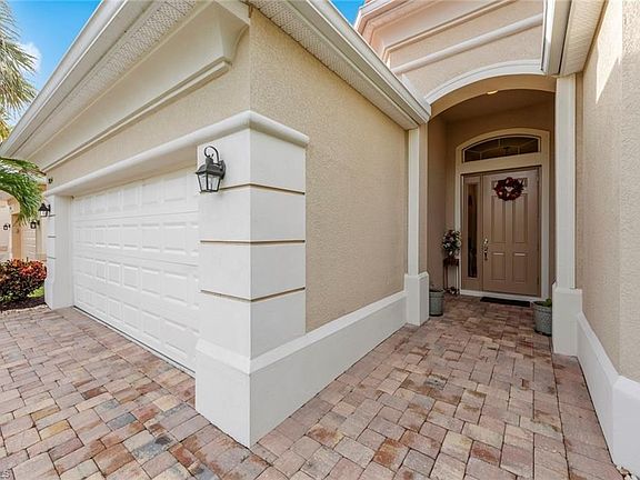 3rd image of 19654 Tesoro Way