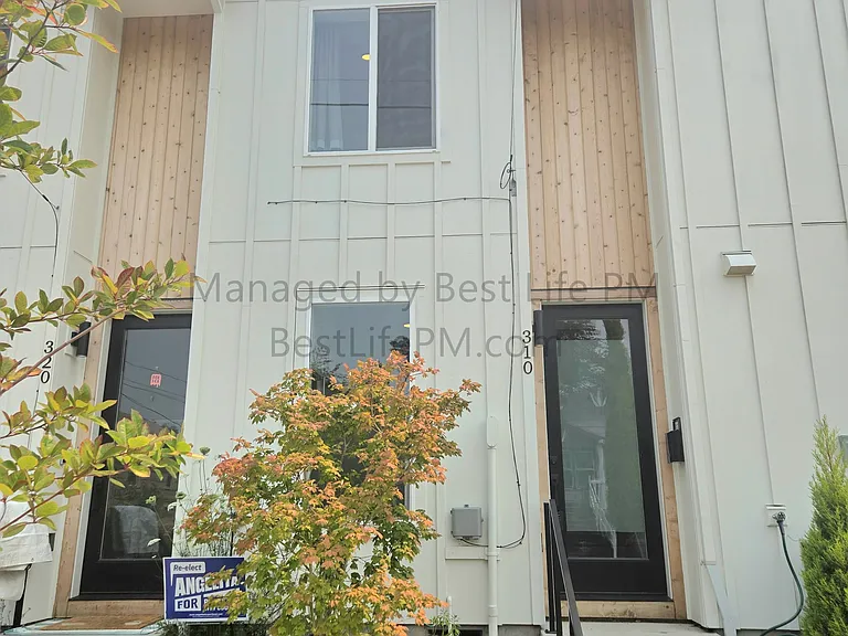 310 NE 58th Ave — Photo 1
