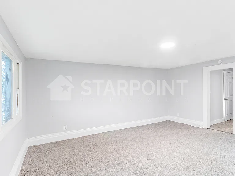 2631 Northwestern Pkwy — Photo 5