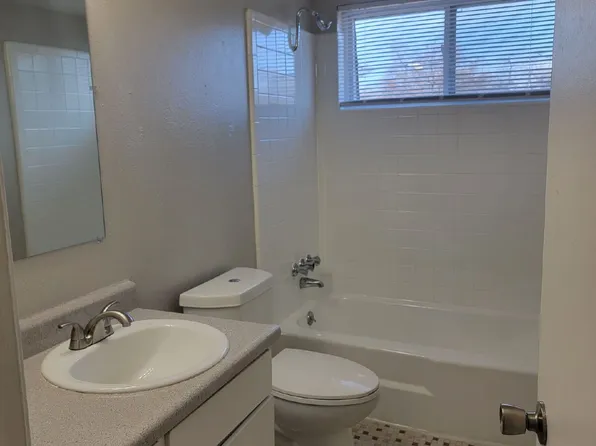 1932 Cherry Stone St APT 1A, Norman, OK 73072