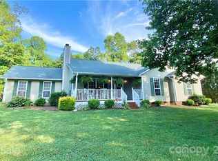 2081 Icard Ridge Rd, Taylorsville, NC 28681