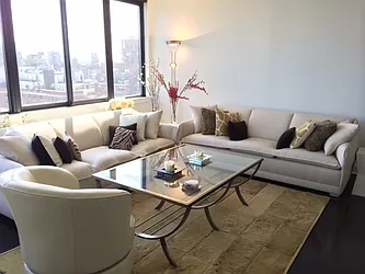 Rented by Nest Seekers International