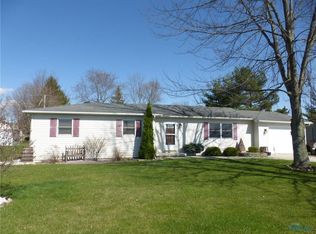 1418 Maplehurst Ave, Montpelier, OH 43543