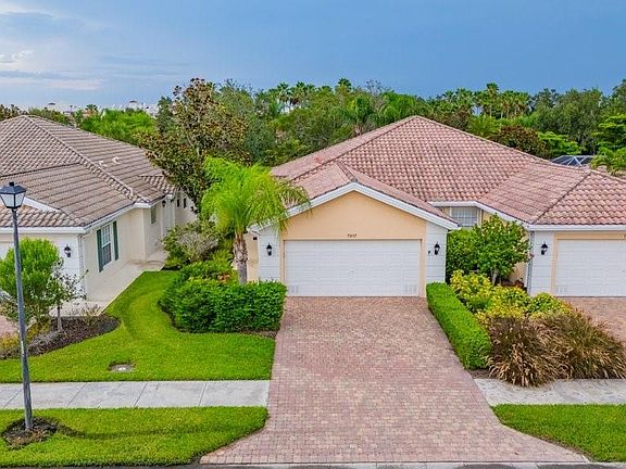 2nd image of 7617 CAMMINARE DRIVE