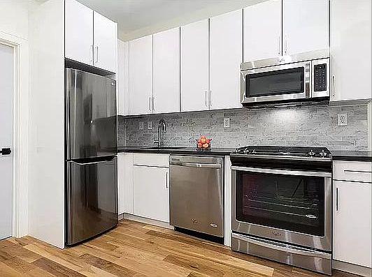 4th image of 309 E 92nd St #3N
