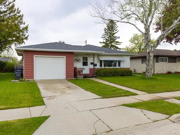 3410 S 10th PLACE, Sheboygan, WI 53081