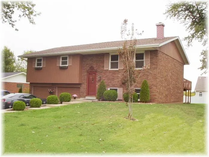 502 Bauer Ln photo 1