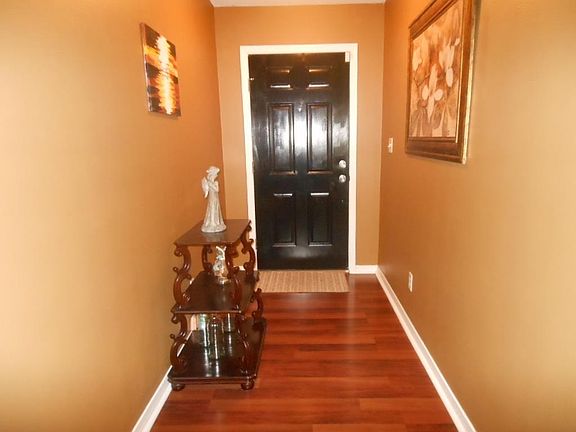 3rd image of 4724 Spencer Oaks Blvd
