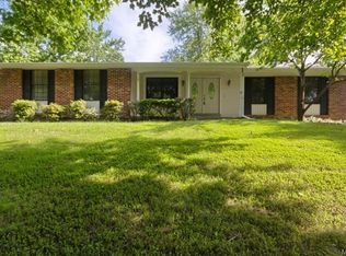 580 Larksmore Ct, Ballwin, MO 63021