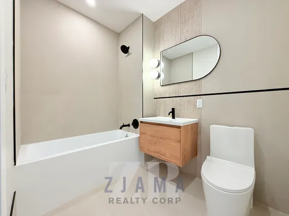 1584 Fulton Street image 4 of 6