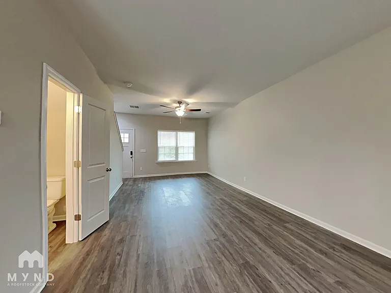1513 Allenbrook Dr — Photo 3