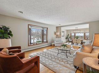 2704 27th Pl, Burnsville, MN 55337