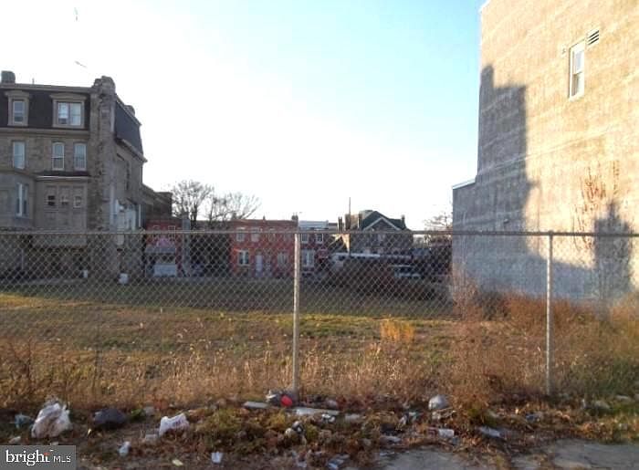 1st image of 2842-46 N 9th St