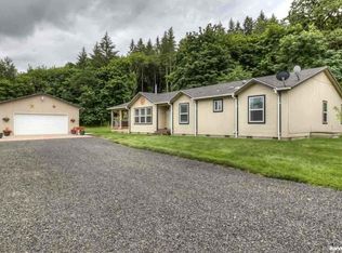 2930 Cascade Dr, Lebanon, OR 97355