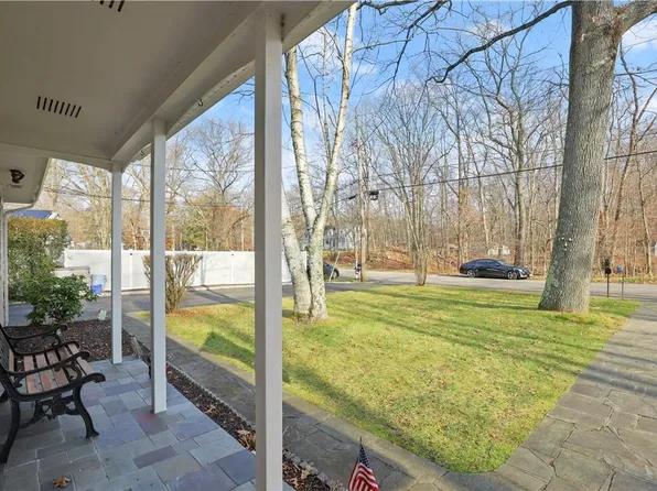 29 Valerie Lane, Cortlandt Manor, NY 10567