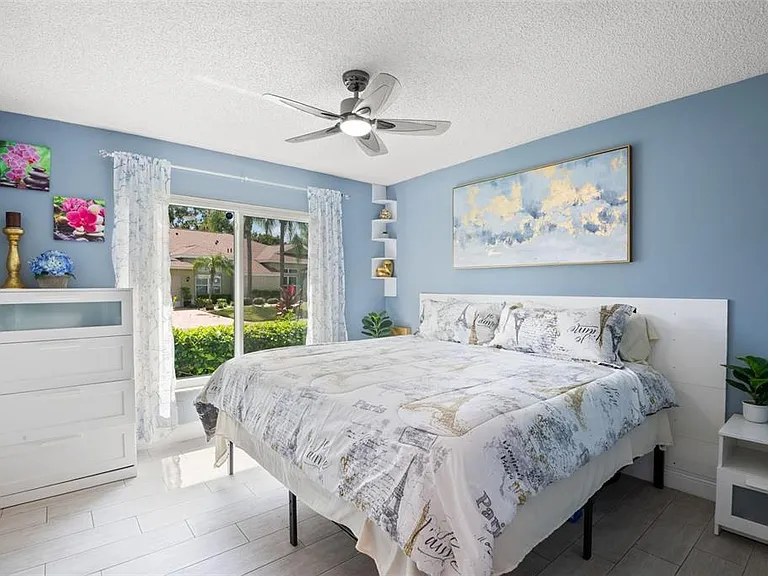713 Manchester Woods Dr — Photo 33
