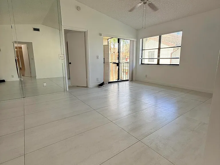 7714 Tahiti Ln #203 — Photo 4