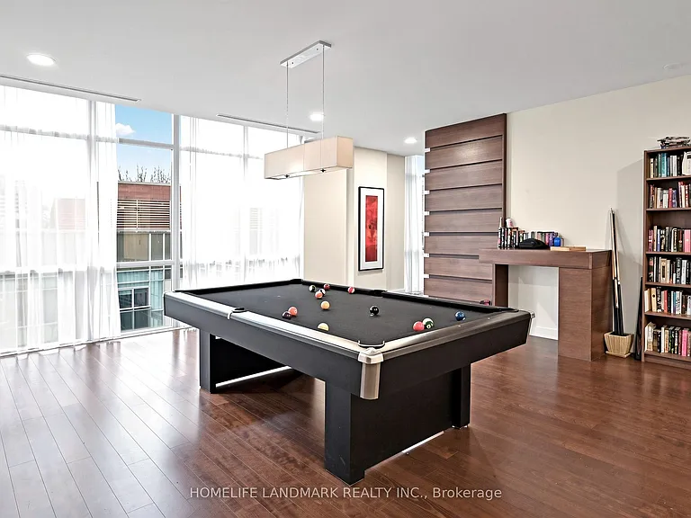 112 George St S #S508 — Photo 40