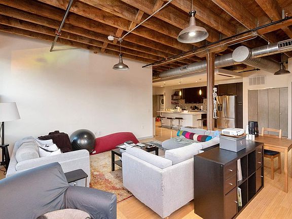 5th image of 61 New Jersey Railroad Ave APT 7