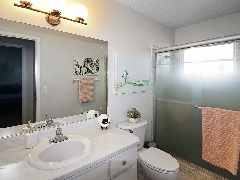 242 Capri Ave — Photo 18