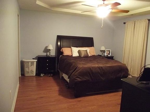 4th image of 293 Brookstone Way