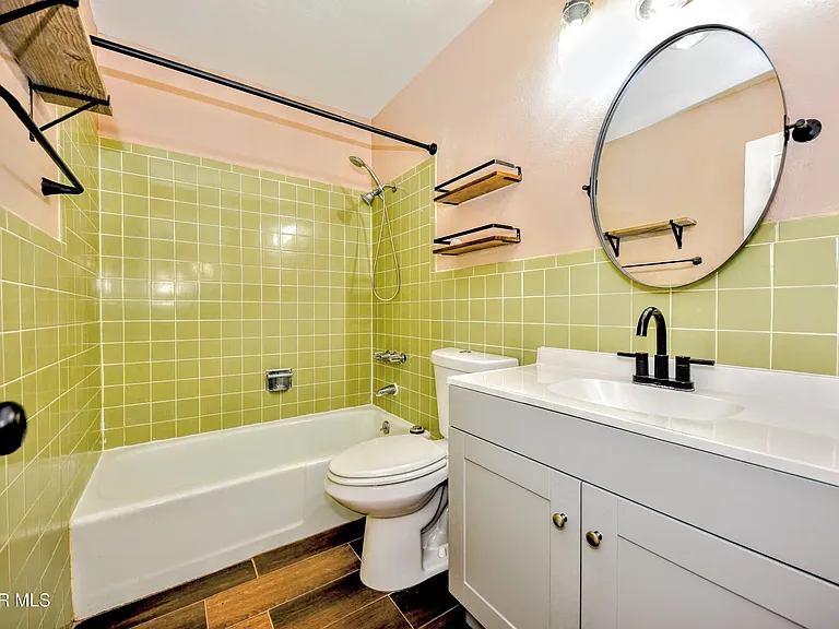 10348 Darin Rd — Photo 40