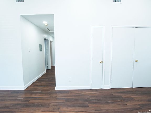 5th image of 4927 Fortuna St