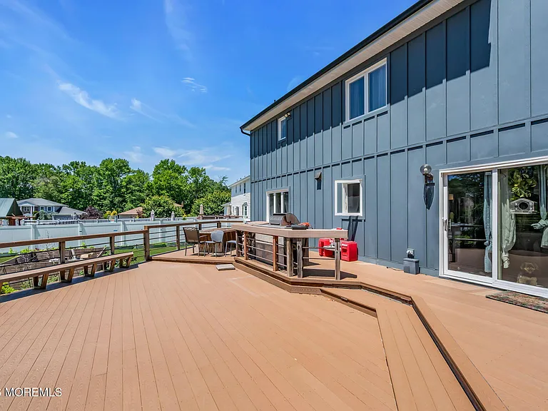 15 Timber Ln — Photo 30