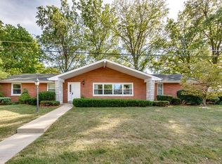 4 David St, Waterloo, IL 62298