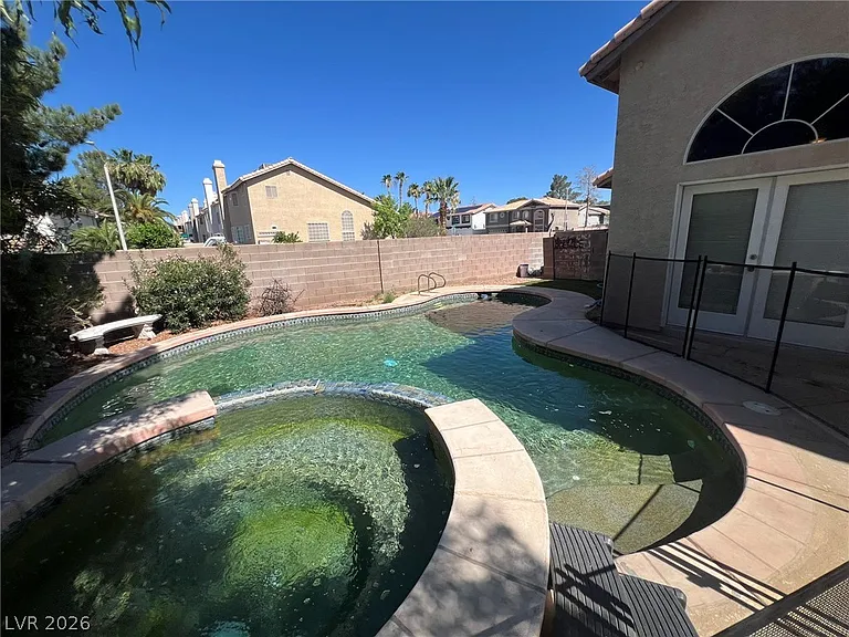 2836 Via Florentine St — Photo 40