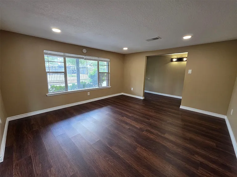 4105 Rutland St — Photo 19